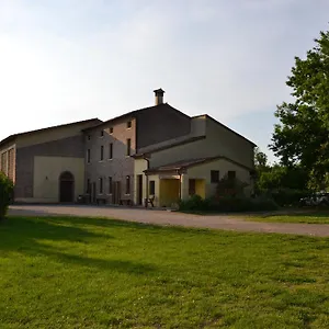  Alloggio per agriturismo Agriturismo La Rovere Italia